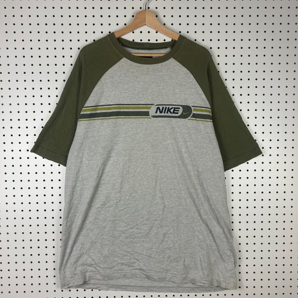 Nike Y2K‎ T Shirt Size XL Gray Green Graphic Swoosh Vintage Striped Streetwear